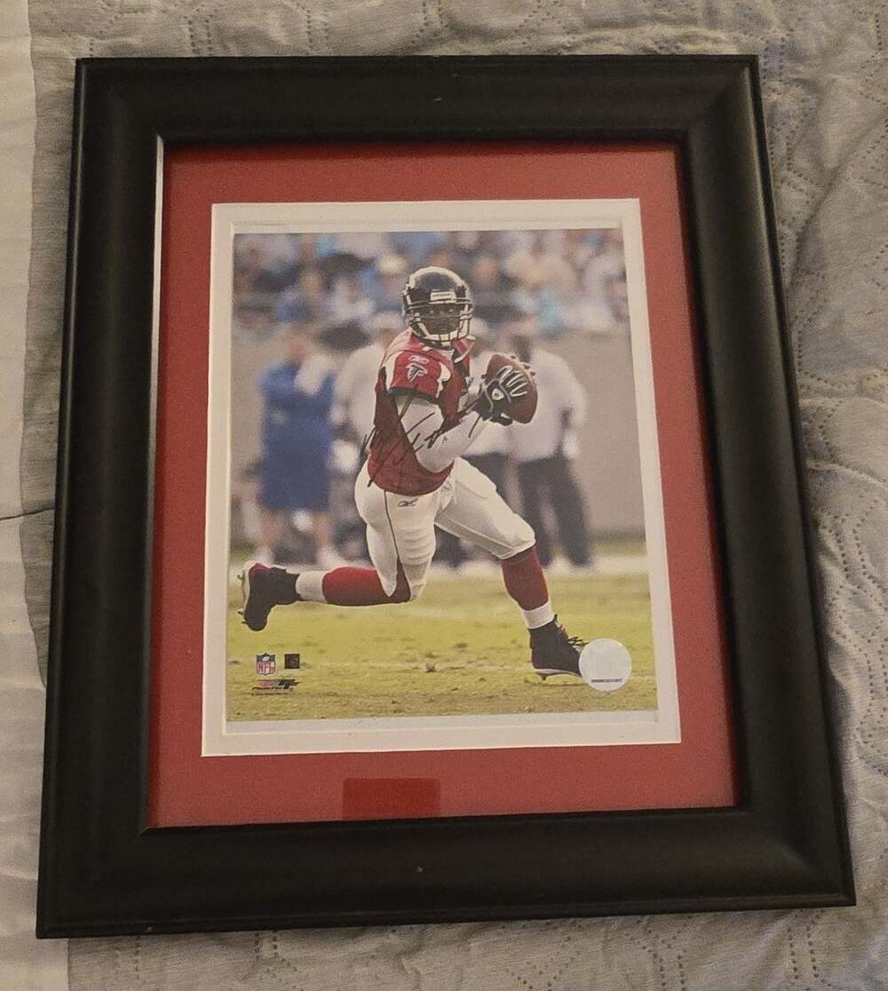 Michael Vick Atlanta Falcons Autographed Framed Photo with COA